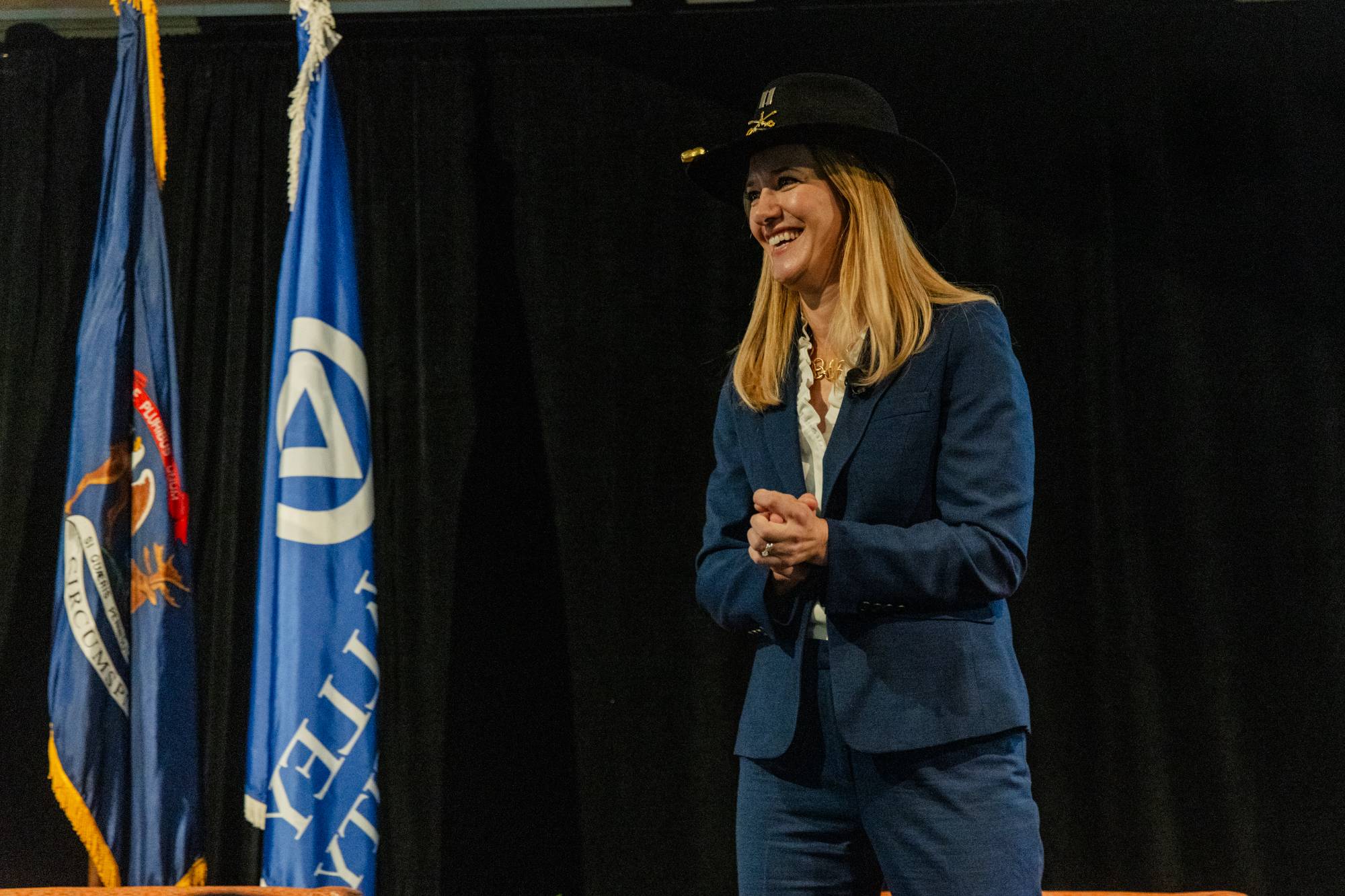 Speakers in conversation